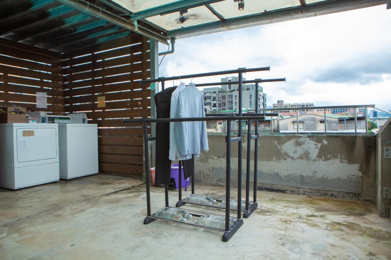 Corner Hostel & Cafe Taipei Luaran gambar